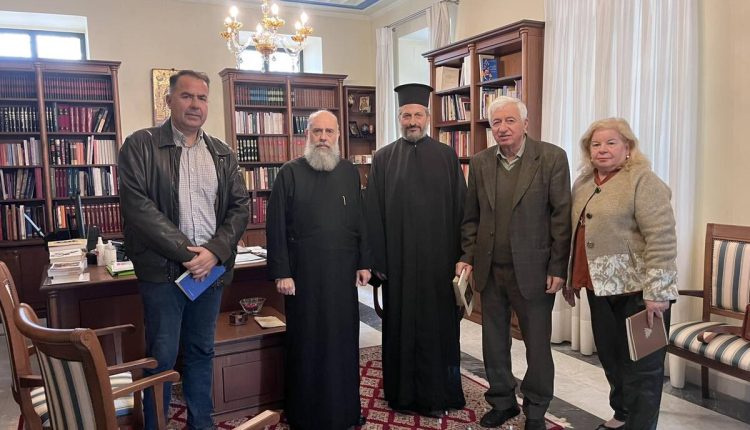 Εθιμοτυπική-επίσκεψη-του-Συλλόγου-Πολυτέκνων-Ν.-Καρδίτσας-στον-Μητροπολίτη-Θεσσαλιώτιδος