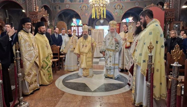 Η-Σύναξη-των-Παμμεγίστων-Ταξιαρχών-στη-Μητρόπολη-Χαλκίδος