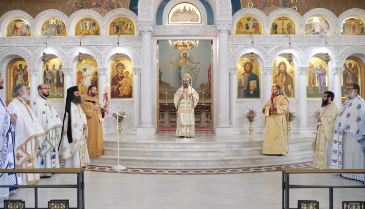 Αλβανίας-Ιωάννης:-Όταν-κάποιος-έρχεται-στον-Χριστό-με-πίστη,-κάθε-σκοτάδι-φωτίζεται