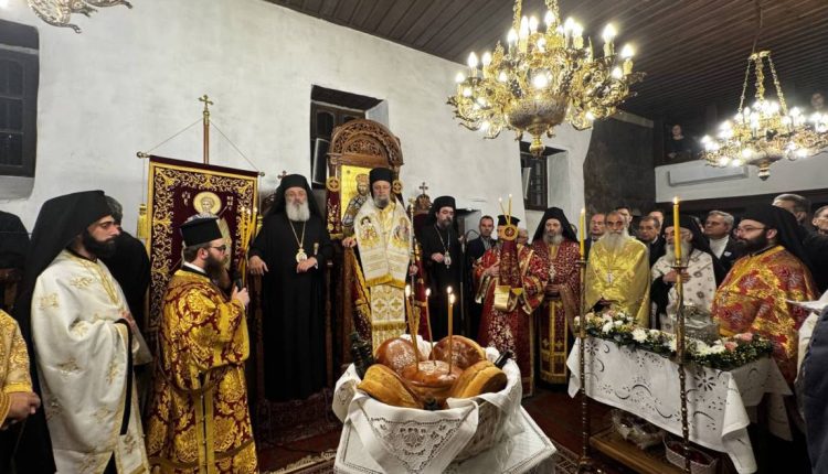 Πολυαρχιερατικός-Εσπερινός-για-τον-προστάτη-της-Καστοριάς,-Άγιο-Μεγαλομάρτυρα-Μηνά-τον-Θαυματουργό