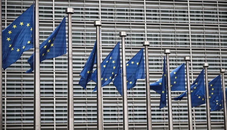 Η-φον-ντερ-Λάιεν-οργανώνει-υπηρεσία-πληροφοριών-στις-Βρυξέλλες