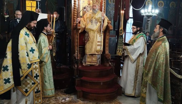 Η-μνήμη-του-Αγίου-Νεκταρίου-τιμήθηκε-στον-ΙΝ.-Ευαγγελιστρίας-Καρδίτσης