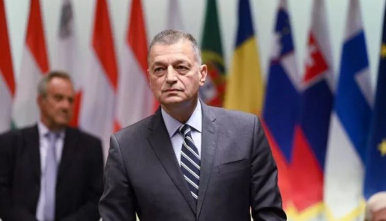 Ζωντανά-σήμερα-στο-ραδιόφωνο-της-Πεμπτουσίας-ο-Πολιτικός-Διοικητής-του-Αγίου-Όρους,-Αλκιβιάδης-Στεφανής