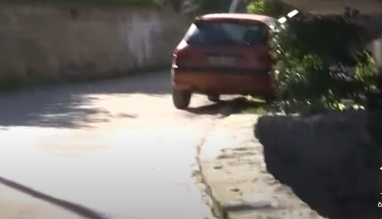 –-Θάνατος-4χρονου-στην-Πάτρα:-Θείος-και-παιδί-έπεσαν-αγκαλιά-από-ύψος-δύο-μέτρων-–-Το-ΕΡΤnews-στο-σημείο-της-τραγωδίαςertnews.gr