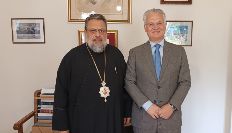 Στον-Μητροπολίτη-Μεσσηνίας-ο-Περιφερειάρχης-Πελοποννήσου