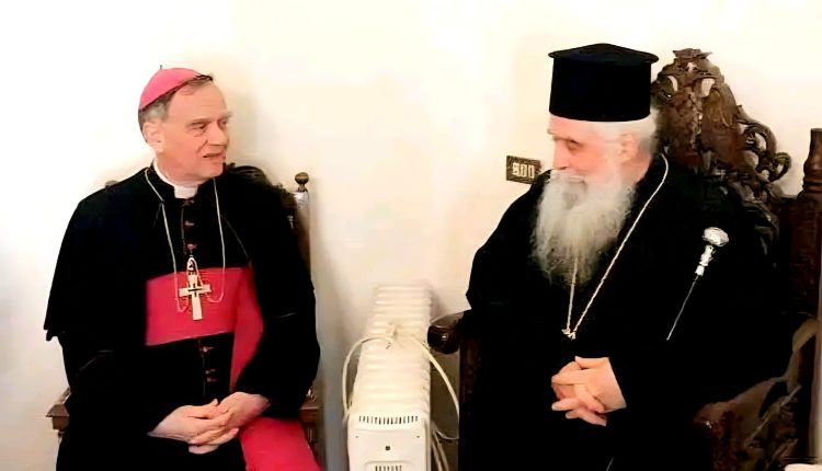 Στον-Αρχιεπίσκοπο-Σινά-Συμεών-ο-Αποστολικός-Νούντσιος-της-Αγίας-Έδρας-στην-Αίγυπτο