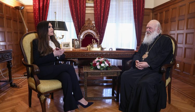 Η-Κίμπερλι-Γκίλφοϊλ-στον-Αρχιεπίσκοπο-Ιερώνυμο-(ΦΩΤΟ)