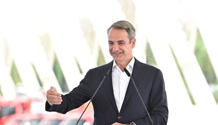 Ο-Κυρ.-Μητσοτάκης-στην-εκδήλωση-για-την-παραλαβή-των-diamond-da62-mpp-του-ΠΣ