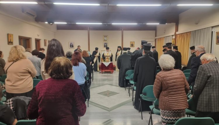 Αγιασμός-για-την-έναρξη-των-Εσπερινών-Ομιλιών-της-Μητροπόλεως-Καλαβρύτων