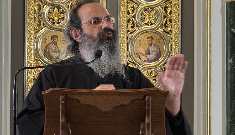 π.-Σπυρίδων-Βασιλάκος:-«Άγιος-Νεκτάριος,-από-τη-συκοφαντία-στην-ανεξικακία»