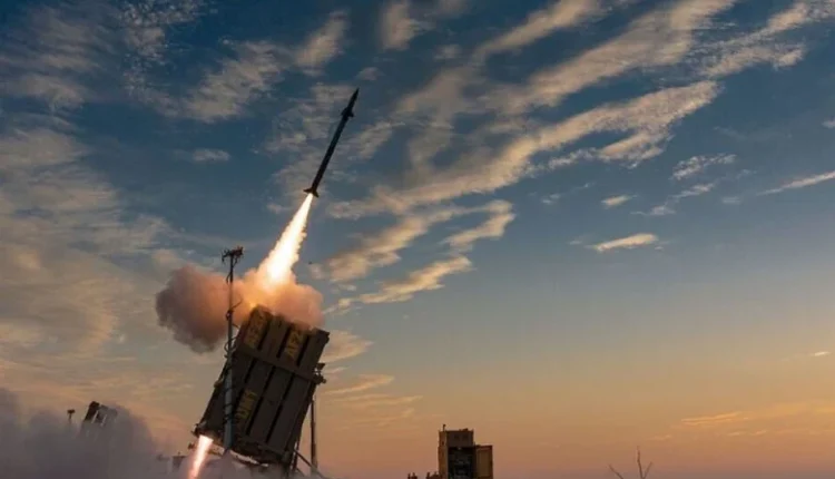 Η-Ελλάδα-διαπραγματεύεται-με-το-Ισραήλ-την-αγορά-πυραυλικών-συστημάτων-για-την-«Ασπίδα-του-Αχιλλέα»