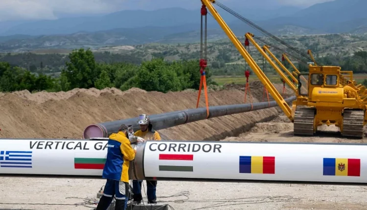 Ο-κάθετος-διάδρομος,-η-επίσκεψη-Ζελένσκι-στην-Αθήνα-και-οι-απώλειες-της-Τουρκίας