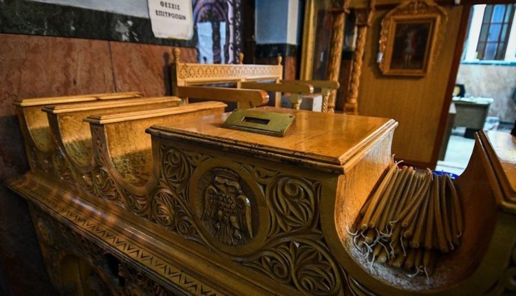 Θεσσαλονίκη:-Σύλληψη-31χρονου-που-διέρρηξε-παγκάρι-σε-ξωκλήσι