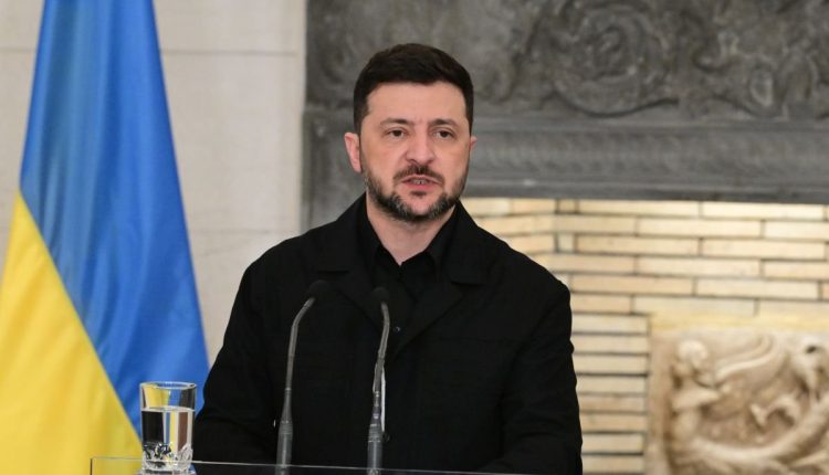 Β.-Ζελένσκι:-Ευχαριστούμε-την-Ελλάδα-για-τη-στήριξη-στον-αγώνα-της-Ουκρανίας