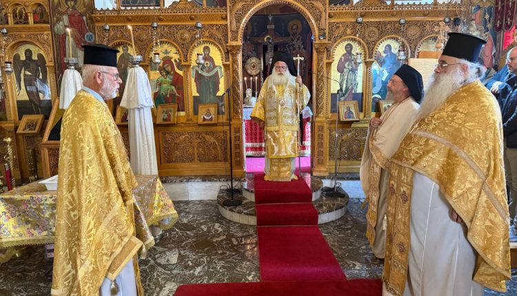 Αρχιερατική-Θεία-Λειτουργία-στον-Ιερό-Ενοριακό-Ναό-Παναγίας-Ελεούσας-Ιεράπετρας