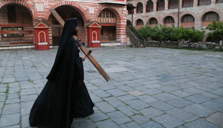 Έκθεση-για-το-Άγιο-Όρος-παρουσιάζει-η-Πρεσβεία-της-Βουλγαρίας-στην-Ελλάδα