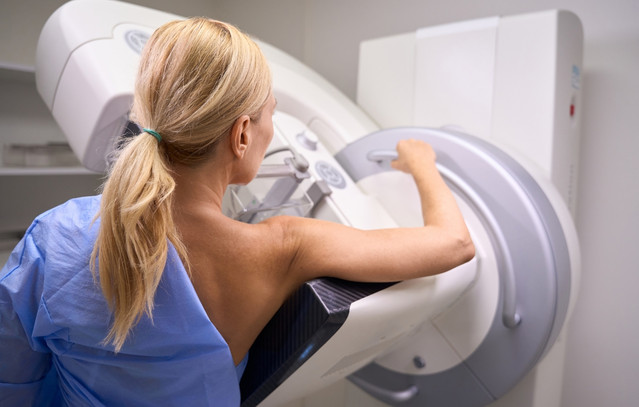 Γιατί-η-παράλειψη-της-πρώτης-σας-μαστογραφίας-μπορεί-να-είναι-πιο-επικίνδυνη-απ’-όσο-νομίζετε