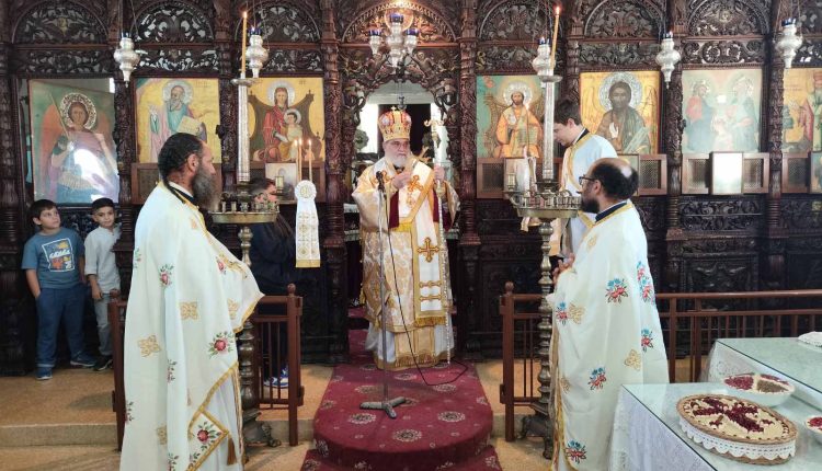 Η-πανήγυρη-των-Αγίων-Αναργύρων-στον-Ιερό-Ναό-τους-στην-Αγία-Τριμιθιά