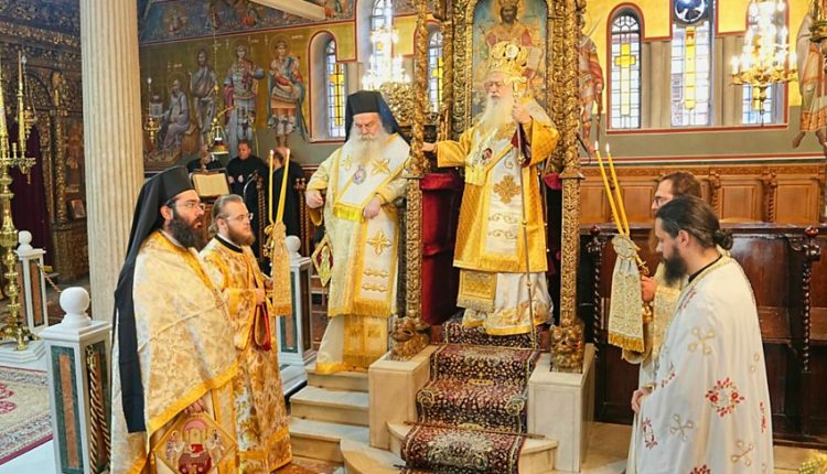 Αρχιερατικό-συλλείτουργο-στον-Μητροπολιτικό-Ναό-Αγίων-και-Πρωτοκορυφαίων-Αποστόλων-Πέτρου-και-Παύλου-Βεροίας