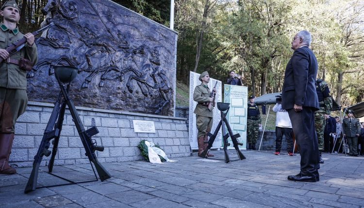 Ο-Πρόεδρος-της-Δημοκρατίας-στις-εκδηλώσεις-εορτασμού-για-την-απελευθέρωση-του-Μετσόβου