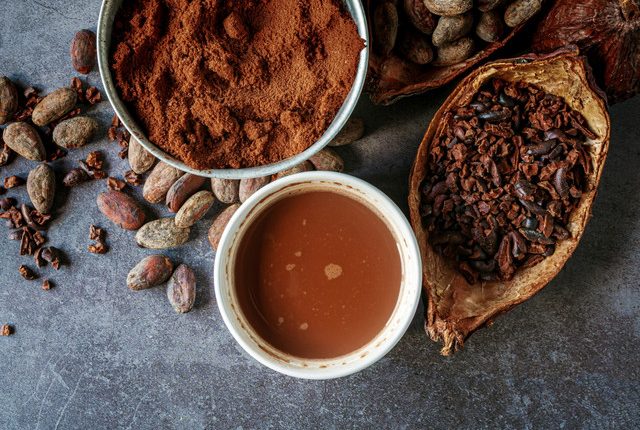 Κι-όμως-το-κακάο-μπορεί-να-είναι-το-«φάρμακο»-για-το-πολύ-καθισιό-–-Τι-δείχνει-νέα-έρευνα