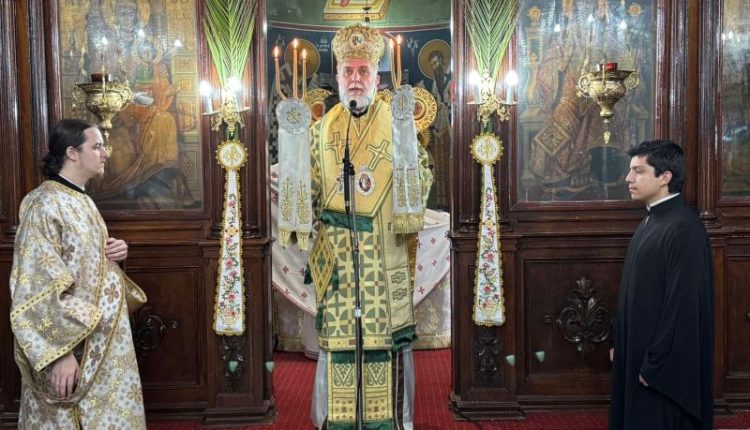 Ο-Επίσκοπος-Σκοπέλου-Νικόδημος-στα-Γιάλτρα-Αιδηψού