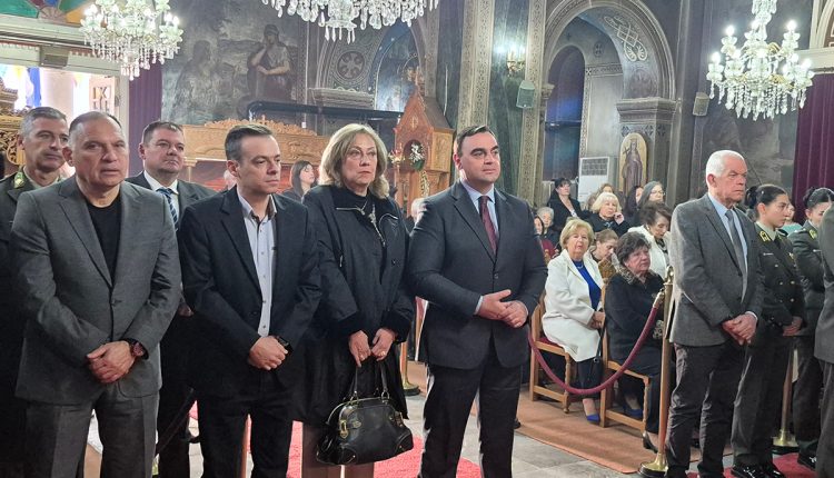 Θεόδωρος-Βερούτης:-«Τιμή-στον-Πολιούχο-Καστορείου-και-στους-πεσόντες-οπλίτες-του-ΚΕΕΜ»-–-Περιφέρεια-Πελοποννήσου