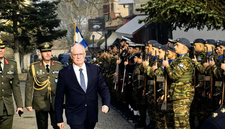 Στα-Καλάβρυτα-ο-ΠτΔ-Κ-Τασούλας-για-την-επέτειο-του-ολοκαυτώματος-–-ertnews.gr