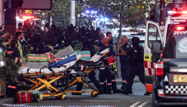 Μακελειό-μετά-από-ένοπλη-επίθεση-σε-παραλία-του-Σίδνεϊ:-10-νεκροί