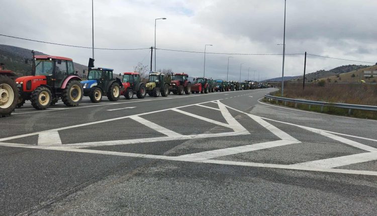 Ατσαλώνουν-τη-στάση-τους-οι-αγρότες-–-Πού-στήθηκαν-σήμερα-νέα-μπλόκα-–-ertnews.gr