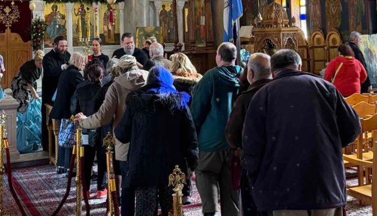 Δέματα-Αγάπης-από-την-Ιερά-Μητρόπολη-Νέας-Ιωνίας