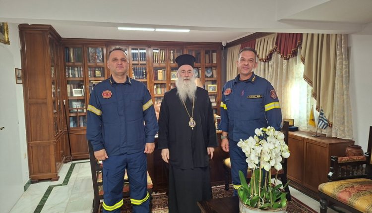 Επίσκεψη-Διοικητών-Πυροσβεστικών-Σωμάτων-στον-Μητροπολίτη-Κορίνθου