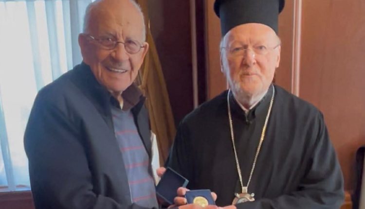 Ο-Πρόεδρος-της-Ελληνικής-Κοινότητος-Ιεροσολύμων-στον-Οικουμενικό-Πατριάρχη