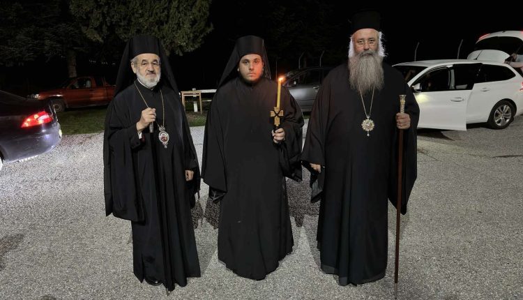 Ρασοευχή-Μοναχού-στην-Ιερά-Μονή-Παναγίας-Πέτρας-Ολύμπου