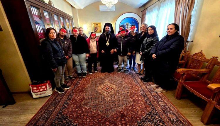 Επίσκεψη-μαθητών-και-καθηγητών-στον-Μητροπολίτη-Μαρωνείας