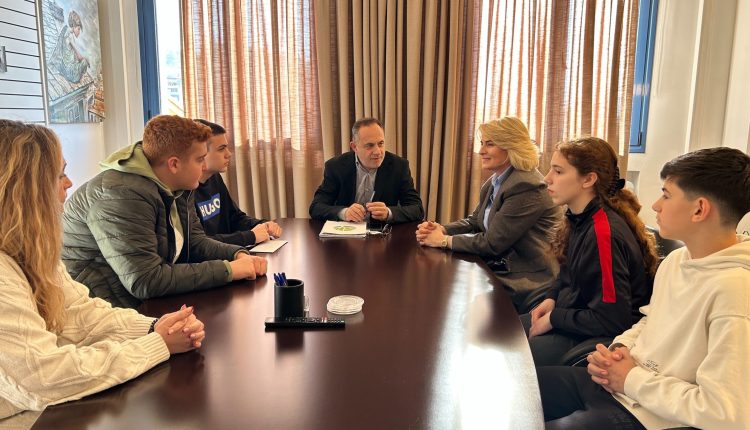 Πρόταση-μαθητών-Πρότυπου-Εκκλησιαστικού-Σχολείου-Λαμίας-για-δημιουργία-αστικού-Αμπελώνα