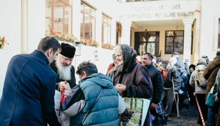 Δέματα-αγάπης-από-τον-Μητροπολίτη-Κλούζ-σε-άπορους