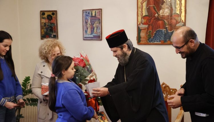 Εορταστικά-κάλαντα-στην-Αρχιεπισκοπή-Τιράνων