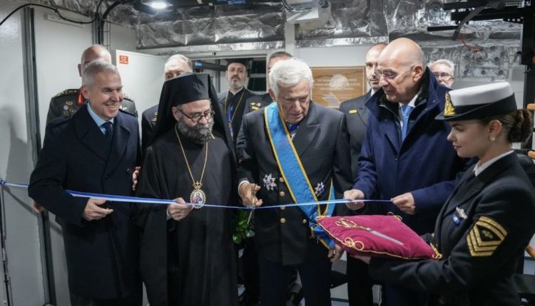 Ο-Γαλλίας-Δημήτριος-στην-τελετή-ονοματοδοσίας-και-ύψωσης-της-ελληνικής-σημαίας-στη-Φρεγάτα-fdi-ΗΝ-«ΚΙΜΩΝ»