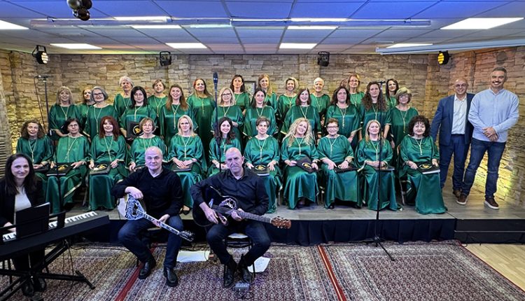 Ταξιδεύοντας-με-το-Νέο-Κύμα,-στο-«ΕΝΟΡΙΑ-εν-δράσει…»-με-τη-Γυναικεία-Χορωδία-του-ΙΝ.-Ευαγγελιστού-Λουκά-Θήβας