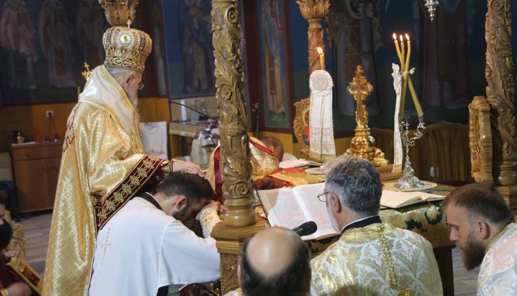 Χειροτονία-νέου-Πρεσβυτέρου-στην-Ιερά-Μητρόπολη-Ναυπάκτου-και-Αγίου-Βλασίου