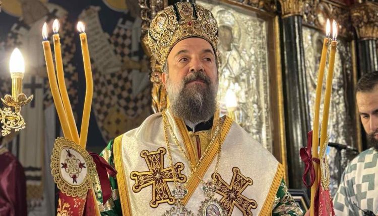 Θήρας-Αμφιλόχιος:-Ο-Χριστός-ήρθε-στον-κόσμο-ύστερα-από-την-πίστη-και-την-προσμονή-πολλών-γενεών