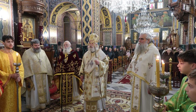 h-Κυριακή-προ-της-Χριστού-Γεννήσεως-στην-Άμφισσα-–-Μέρα-γεμάτη-Χριστό-με-τη-συμμετοχή-νέων