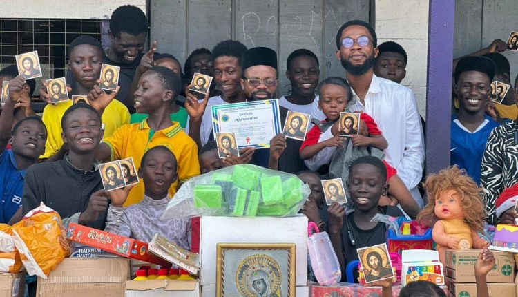 Η-Ιερά-Μητρόπολη-Άκκρας-προσφέρει-αγάπη-στα-ορφανά-παιδιά-της-Γκάνας