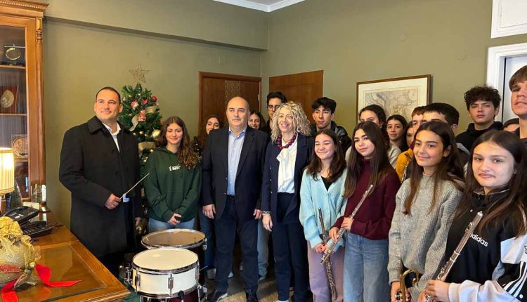 Χριστουγεννιάτικες-μελωδίες-από-το-Μουσικό-Σχολείο-στην-ΠΕ-Αργολίδας-–-Περιφέρεια-Πελοποννήσου