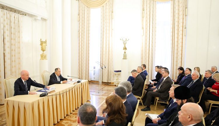 Ο-Βολοκολάμσκ-Αντώνιος-στη-Γενική-Συνέλευση-της-Επιτροπής-της-Ρωσικής-Ομοσπονδίας-για-την-unesco