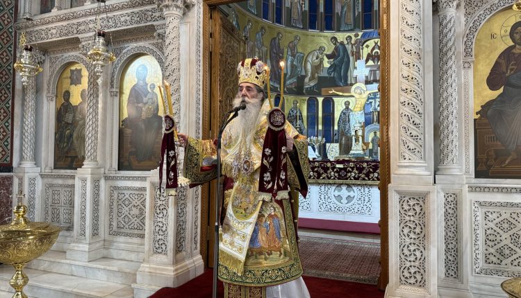 Πειραιώς-Σεραφείμ:-Η-χαρά-των-Χριστουγέννων-να-είναι-ο-μόνιμος-κάτοικος-της-καρδιάς