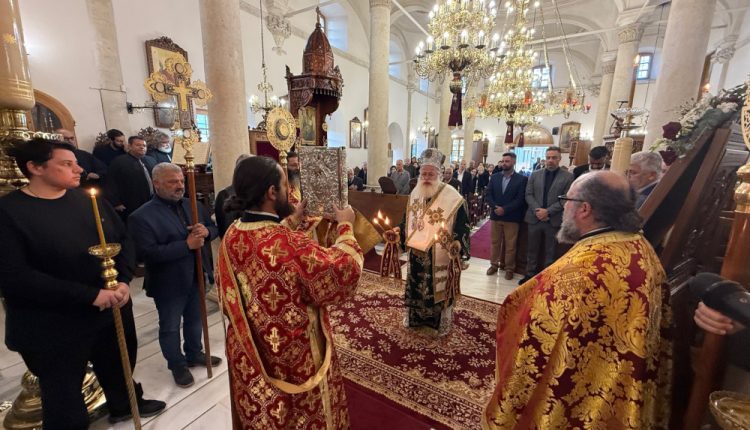 Η-εορτή-των-Χριστουγέννων-στον-Ιερό-Μητροπολιτικό-Ναό-Αγίου-Γεωργίου-Ιεράπετρας
