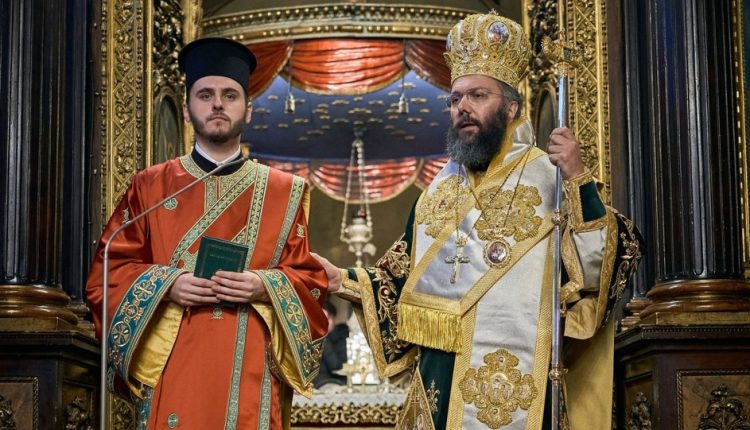 Αρχιερατική-Θεία-Λειτουργία-Χριστουγέννων-και-χειροτονία-Διακόνου-στη-Βιέννη