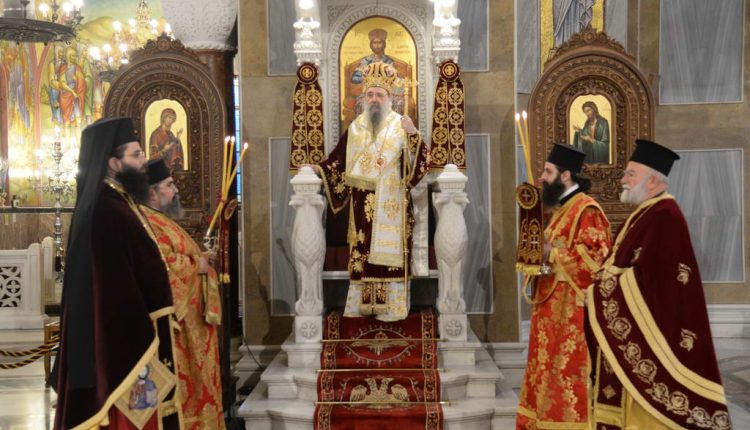 Τα-Άγια-Χριστούγεννα-στην-Πάτρα